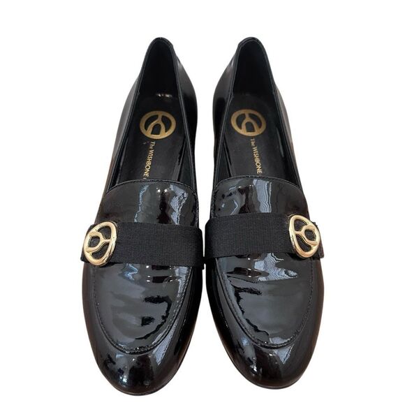 The Wishbone Collection Black Patent Block Heel Gold Embellished Loafer Size 6.5 - Picture 4 of 8